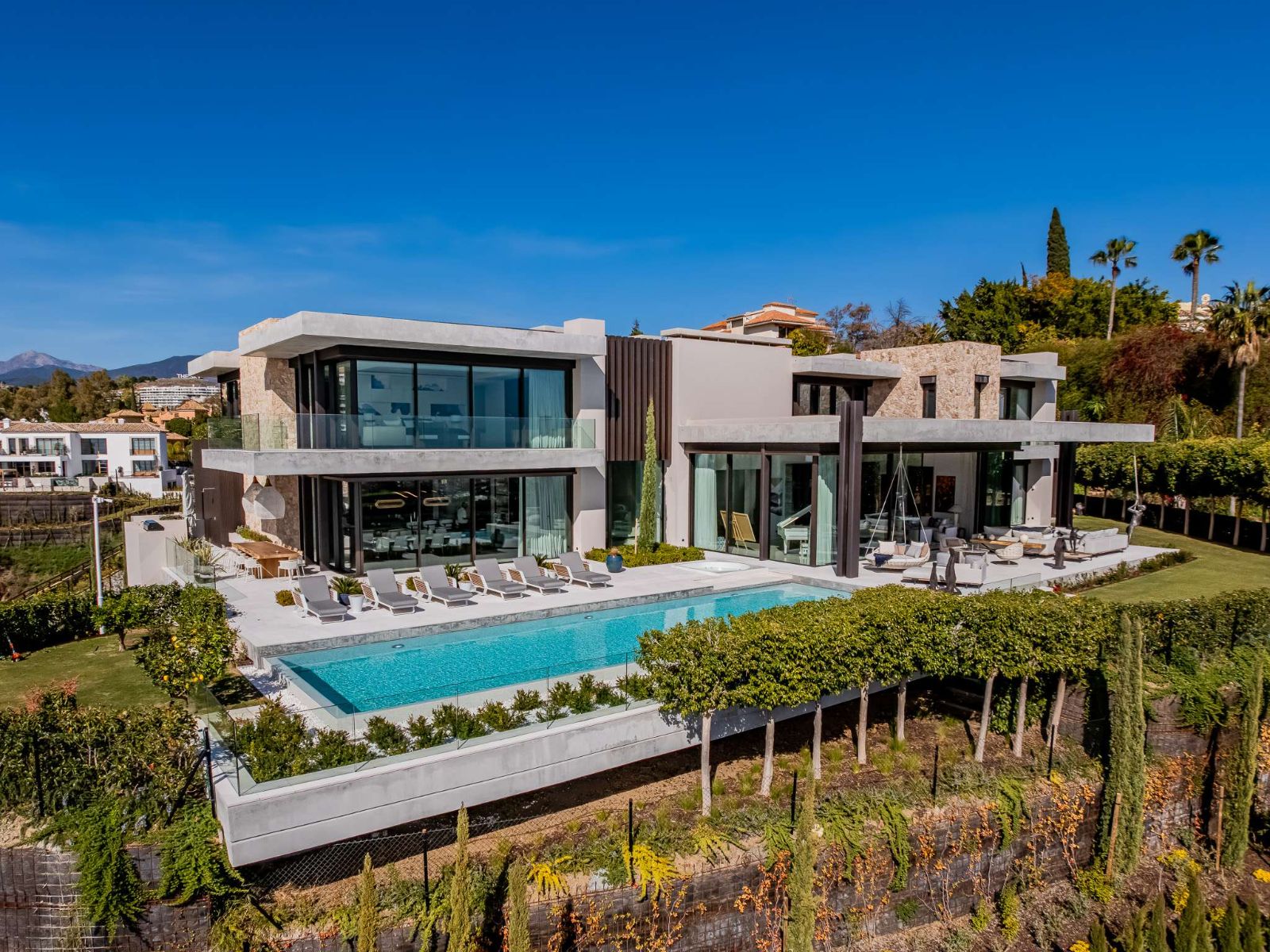 Aerial view of the outdoor infinity pool at The Hills Nº 12